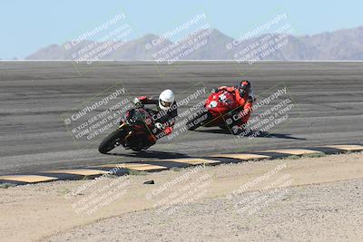 media/Oct-13-2025-Moto Forza (Mon) [[a66d839500]]/3-B Group/Session 2 (Bowl)/